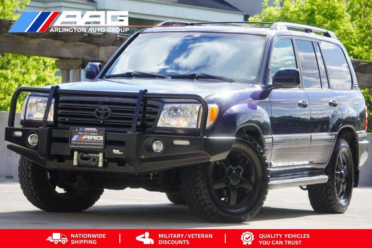 2004 Toyota Land Cruiser Base