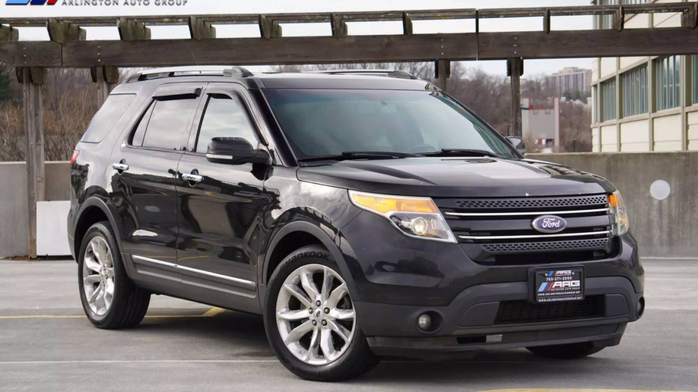 2014 Ford Explorer Limited — SUV — 133,275 mi — Arlington, VA