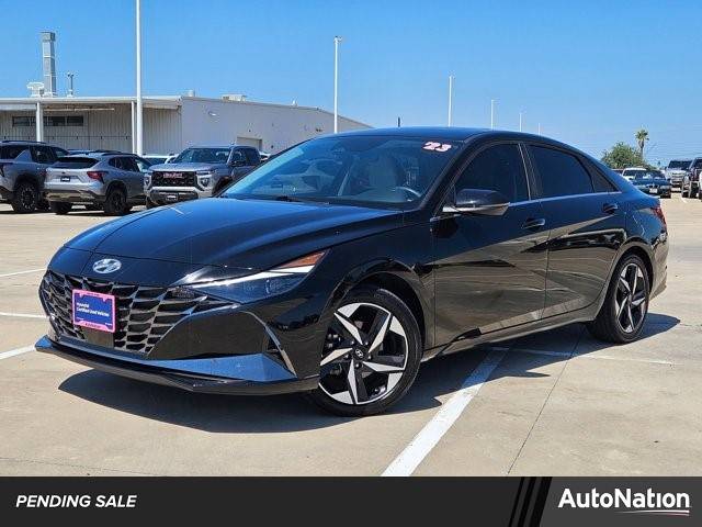 2023 Hyundai Elantra Hybrid Limited — Sedan — 17,669 mi — Corpus Christi, TX