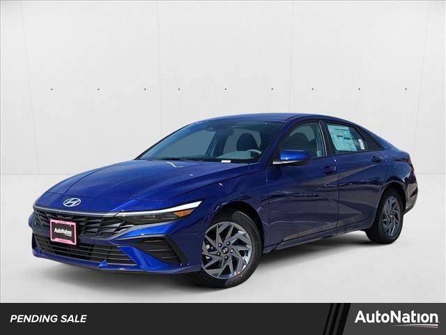 2025 Hyundai Elantra Hybrid Blue — Sedan — 6,127 mi — Corpus Christi, TX