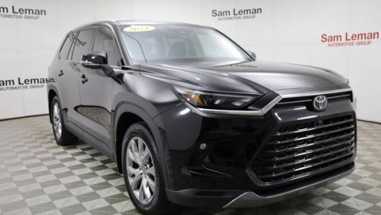 2024 Toyota Grand Highlander Limited — SUV — 2,048 mi — Bloomington, IL