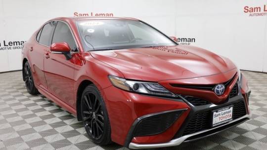 2024 Toyota Camry Hybrid XSE — Sedan — 31,258 mi — Bloomington, IL