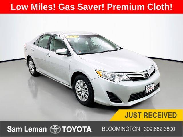 2014 Toyota Camry LE — Sedan — 84,540 mi — Bloomington, IL