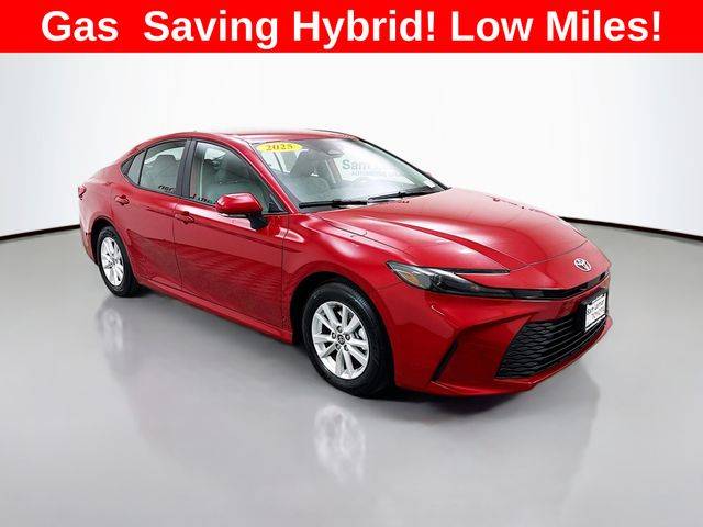 2025 Toyota Camry LE — Sedan — 2,707 mi — Bloomington, IL
