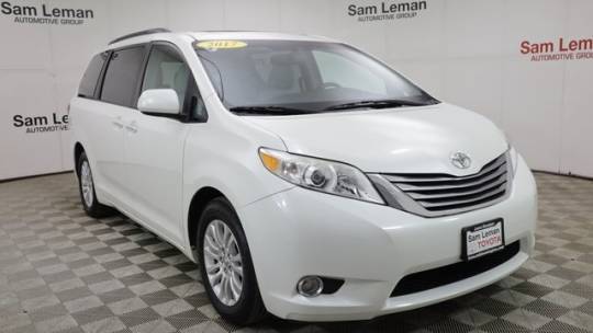 2017 Toyota Sienna XLE — Minivan — 197,371 mi — Bloomington, IL