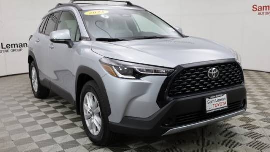2023 Toyota Corolla Cross LE — SUV — 1,199 mi — Bloomington, IL