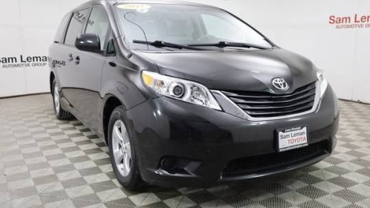 2011 Toyota Sienna LE — Minivan — 211,028 mi — Bloomington, IL