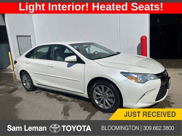 2017 Toyota Camry XLE — Sedan — 84,228 mi — Bloomington, IL