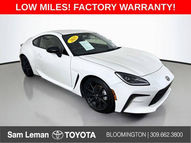 2025 Toyota GR86 Premium