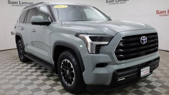 2023 Toyota Sequoia SR5 — SUV — 10,023 mi — Bloomington, IL