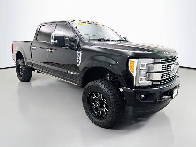2017 Ford Super Duty F-350 Platinum — Pickup Truck — 118,148 mi — Bloomington, IL