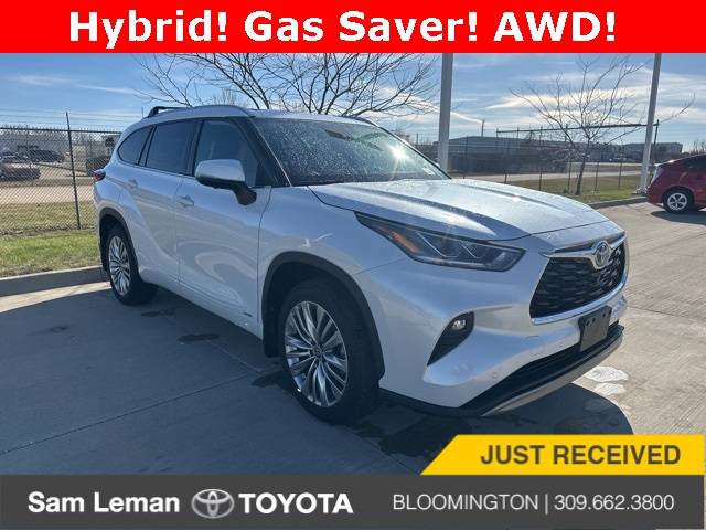 2023 Toyota Highlander Hybrid Platinum — SUV — 3,920 mi — Bloomington, IL