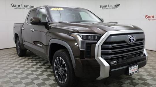 2024 Toyota Tundra Hybrid Limited — Pickup Truck — 4,882 mi — Bloomington, IL