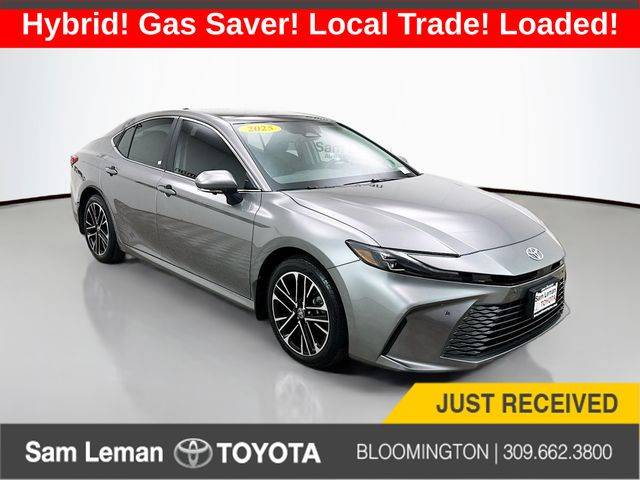 2025 Toyota Camry XLE — Sedan — 32,364 mi — Bloomington, IL