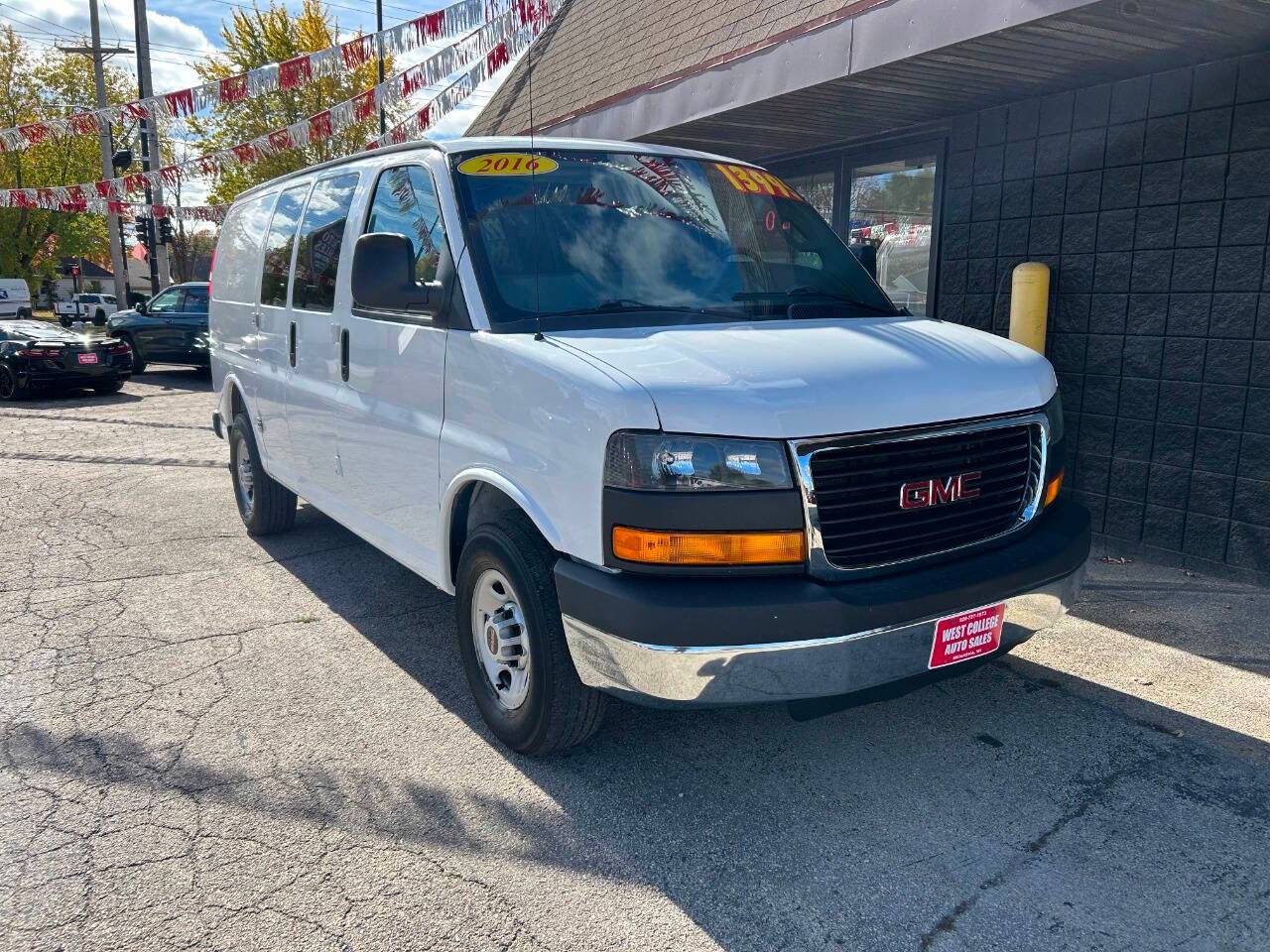 2016 GMC Savana Cargo Van Base — Cargo Van — 106,630 mi — Menasha, WI
