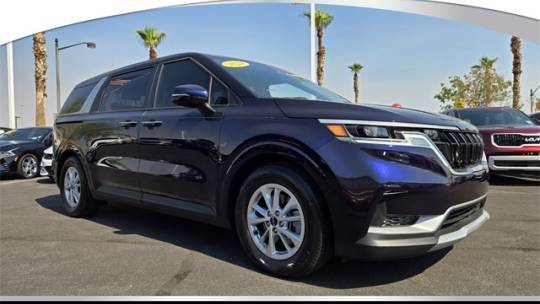 2024 Kia Carnival LXS — Minivan — 17,732 mi — Las Vegas, NV