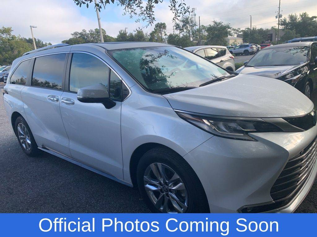 2023 Toyota Sienna Limited — Minivan — 48,495 mi — Orlando, FL