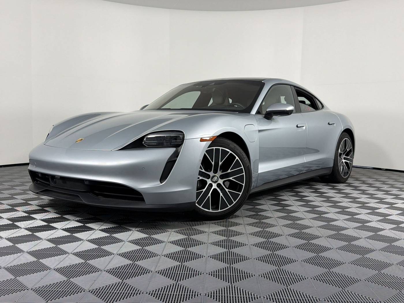 2022 Porsche Taycan