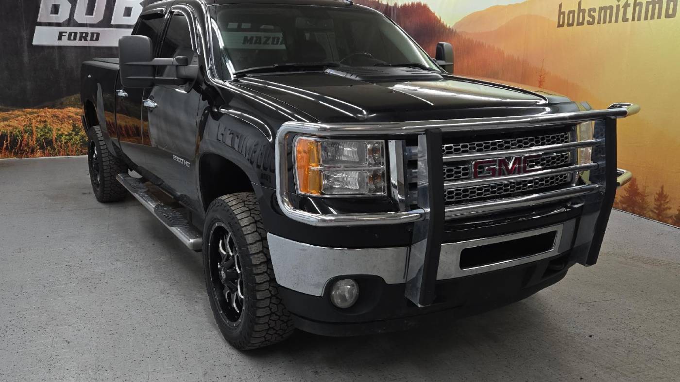 2013 GMC Sierra 2500HD SLT — Pickup Truck — 180,086 mi — Hardin, MT