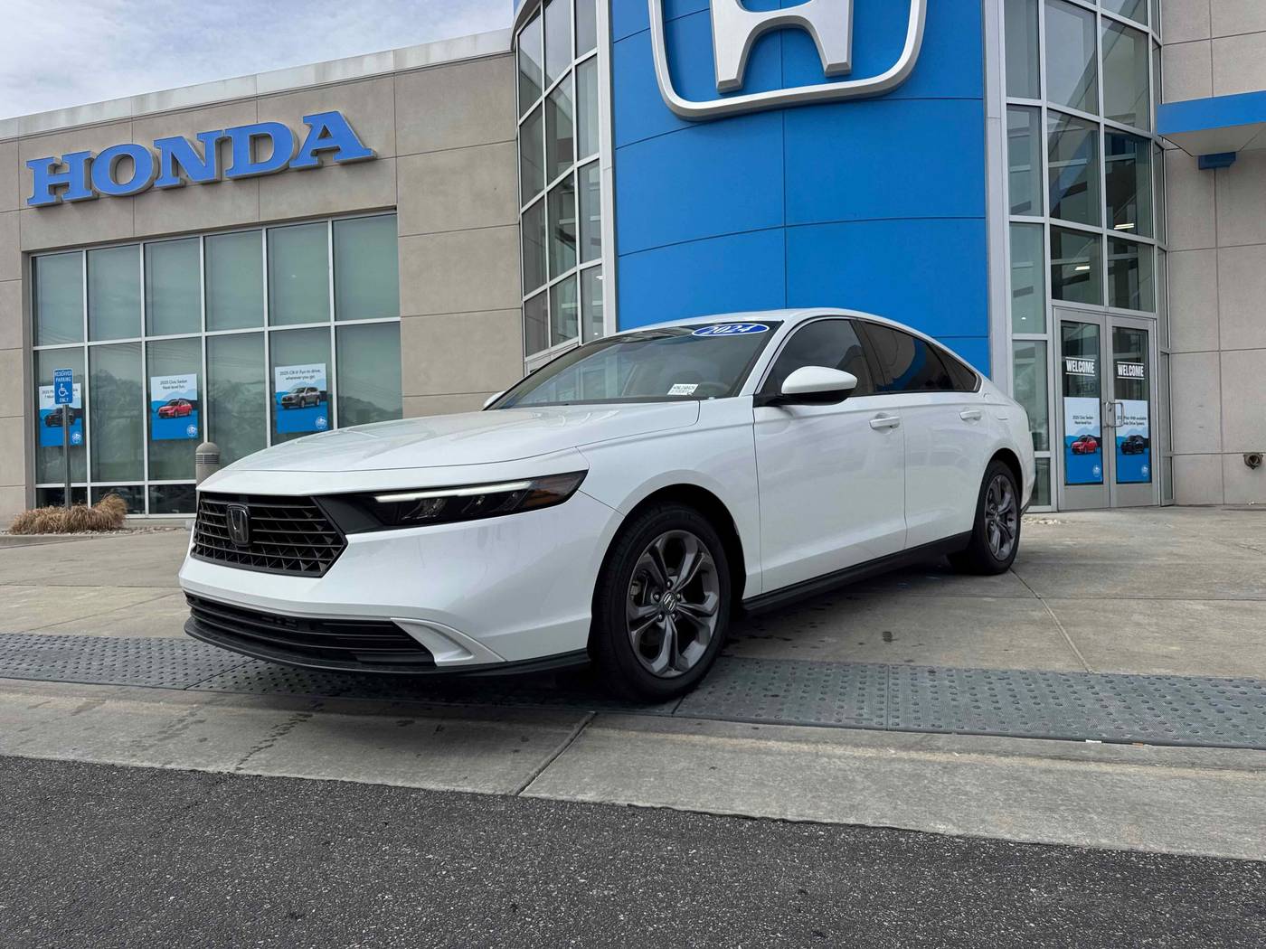 2024 Honda Accord EX — Sedan — 4,930 mi — Murray, UT