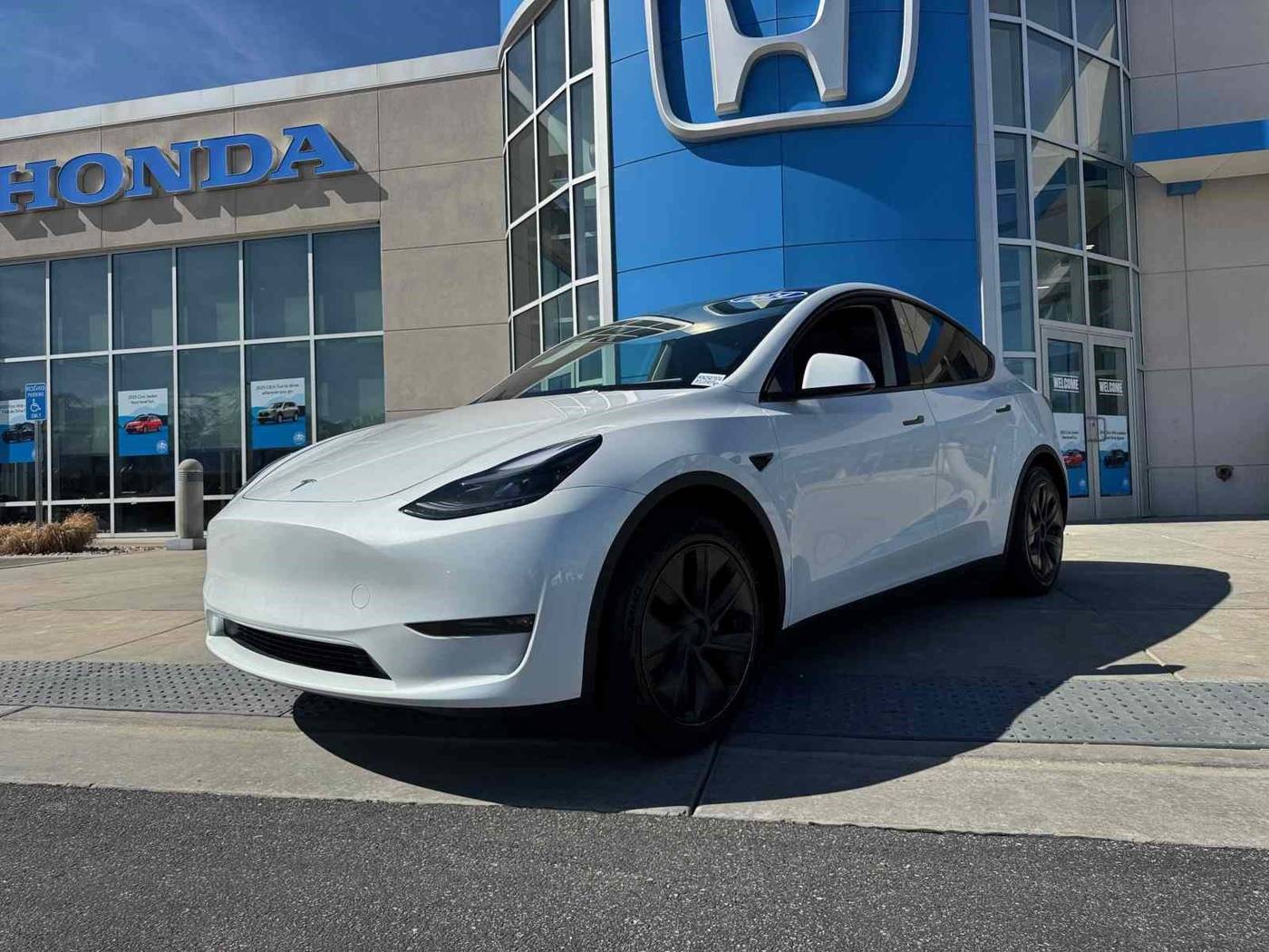 2024 Tesla Model Y Long Range — SUV — 9,522 mi — Murray, UT