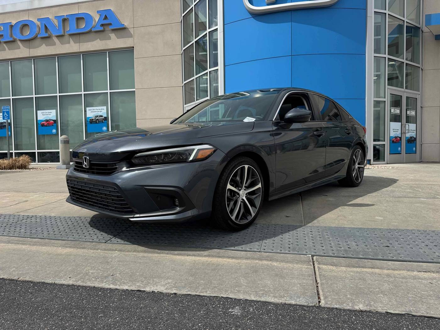 2023 Honda Civic Touring — Sedan — 14,318 mi — Murray, UT