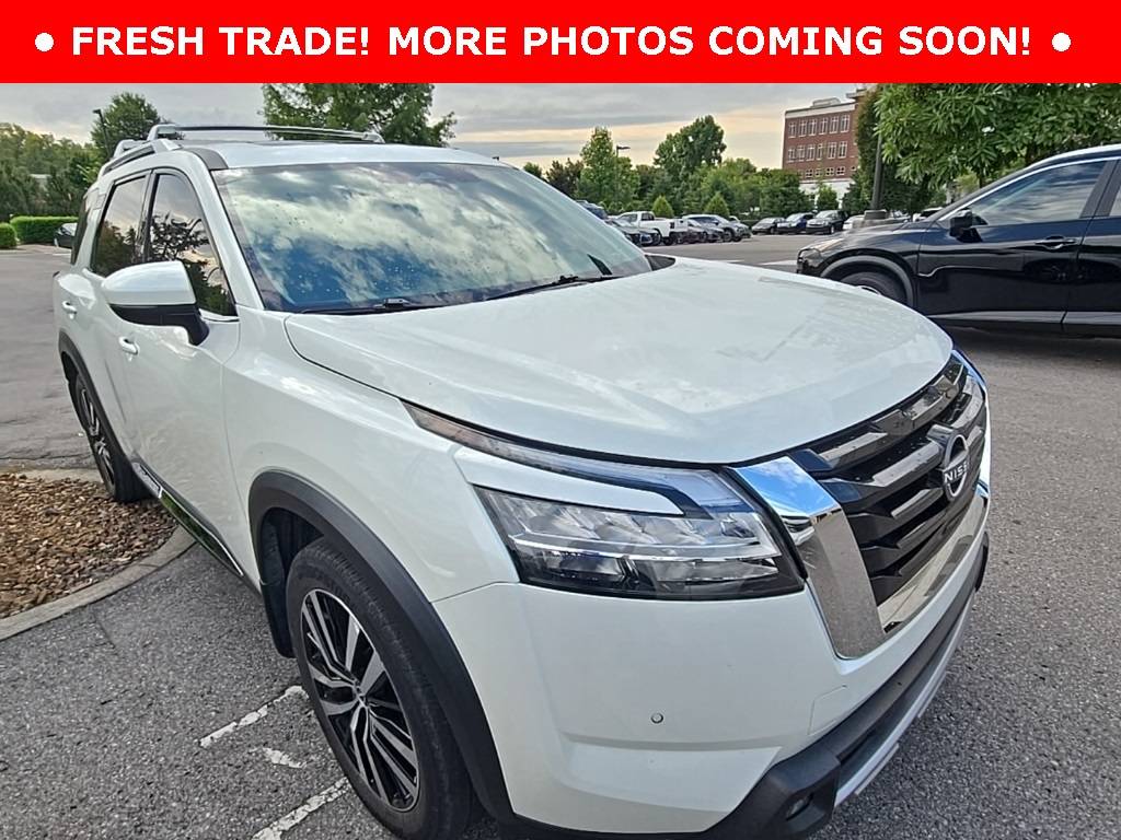 2023 Nissan Pathfinder Platinum — SUV — 25,188 mi — Franklin, TN