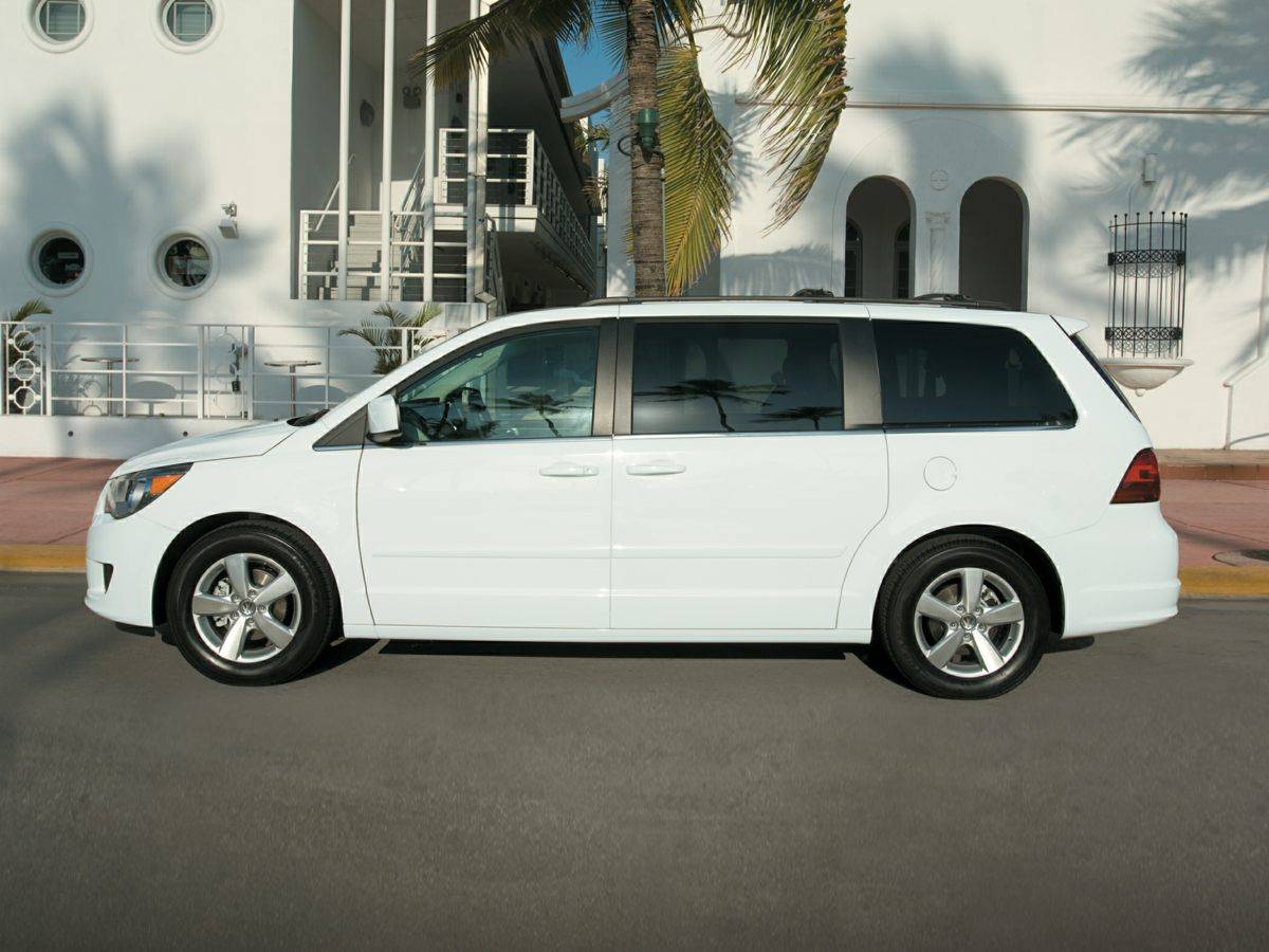 2012 Volkswagen Routan SE — Minivan — 131,424 mi — Franklin, TN