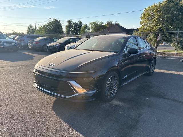 2025 Hyundai Sonata Hybrid Limited — Sedan — 4,329 mi — Ogden, UT