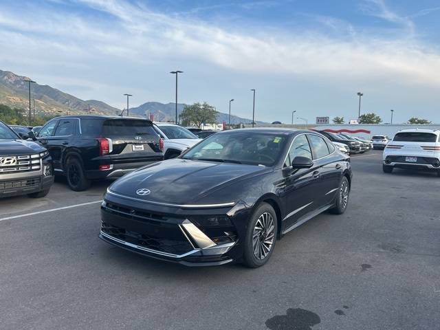 2025 Hyundai Sonata Hybrid Limited — Sedan — 4,000 mi — Ogden, UT