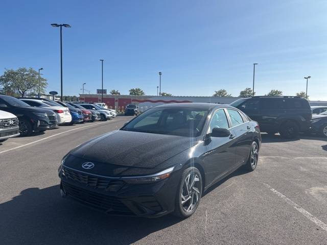 2025 Hyundai Elantra Limited — Sedan — 4,949 mi — Ogden, UT