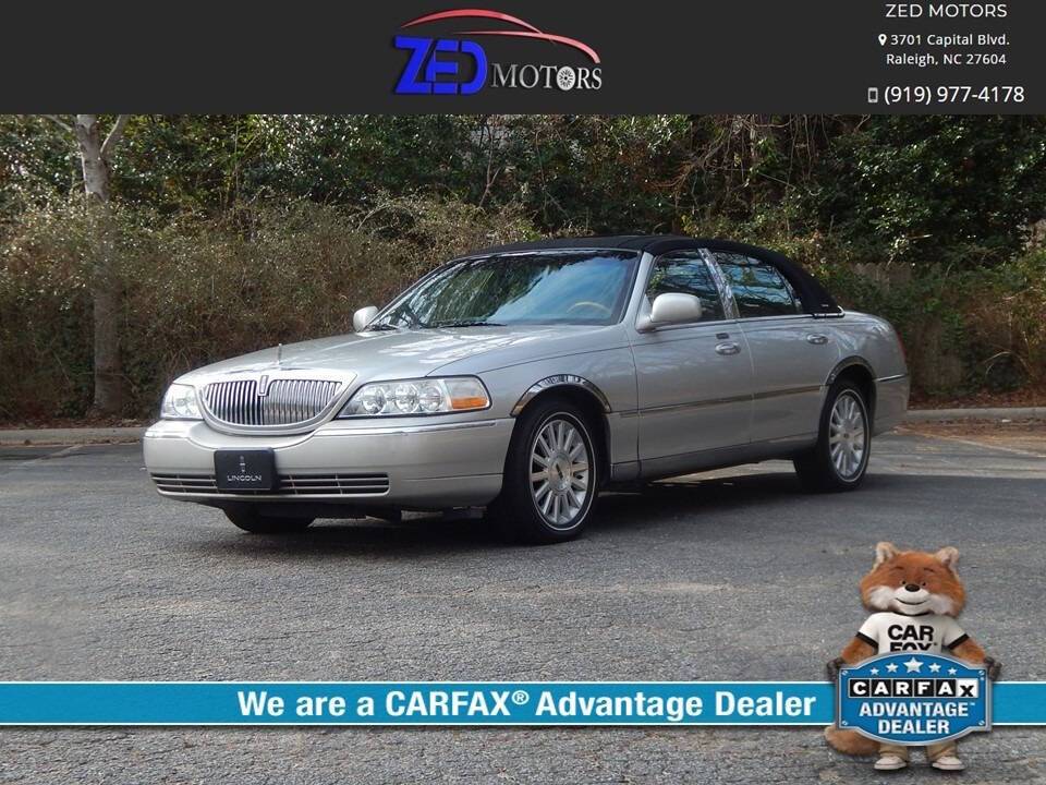 2003 Lincoln Town Car Signature — Sedan — 236,394 mi — Raleigh, NC