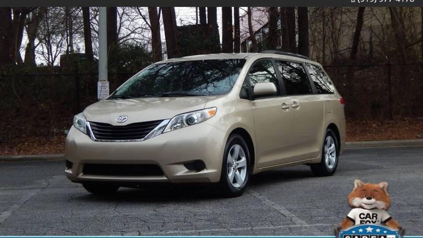 2011 Toyota Sienna LE