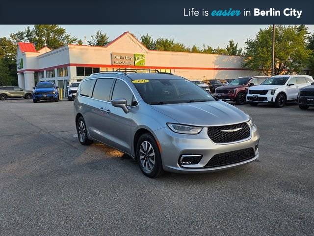 2021 Chrysler Pacifica Touring L — Minivan — 81,351 mi — Williston, VT