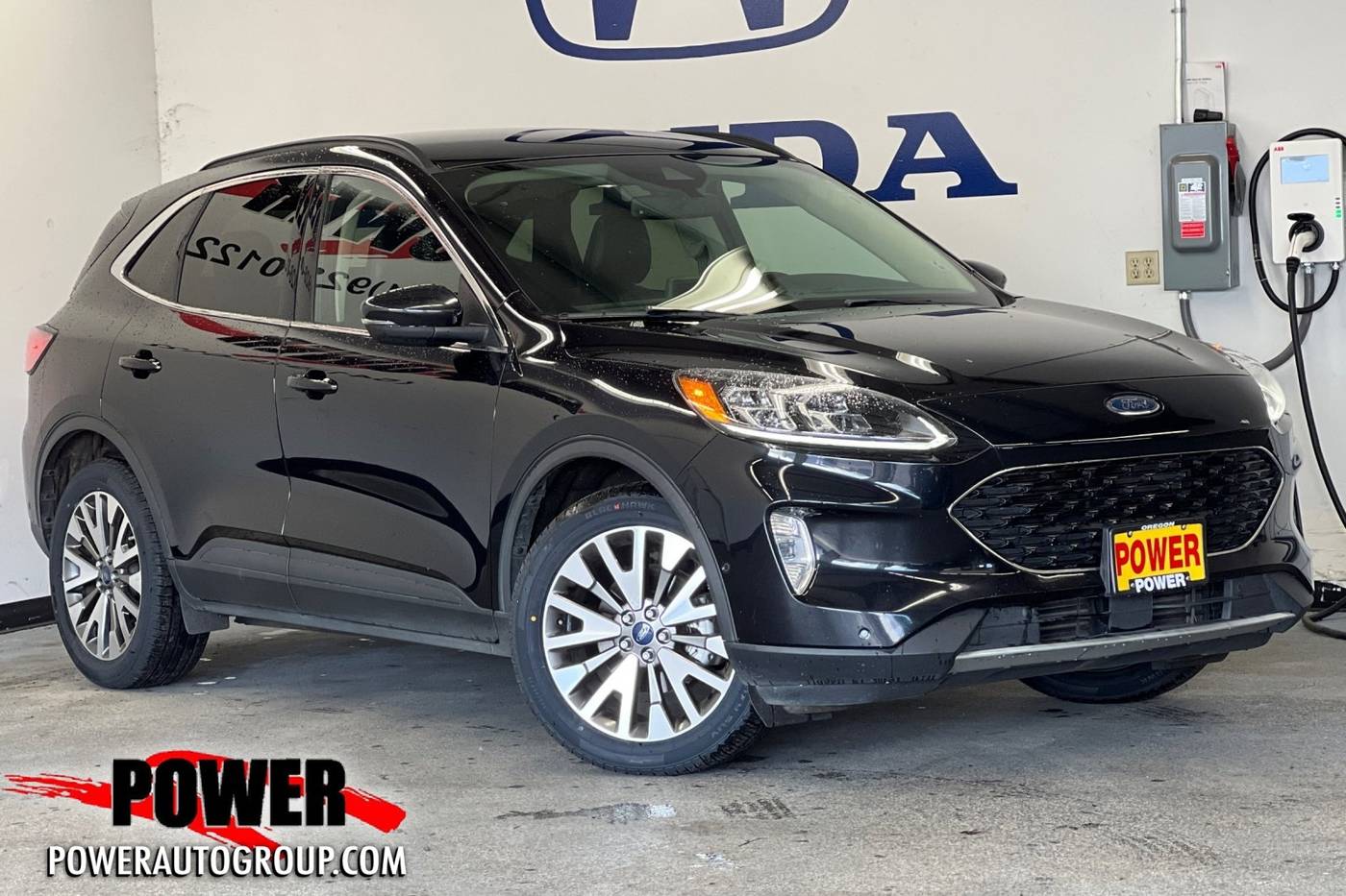 2020 Ford Escape Titanium — SUV — 80,415 mi — Albany, OR