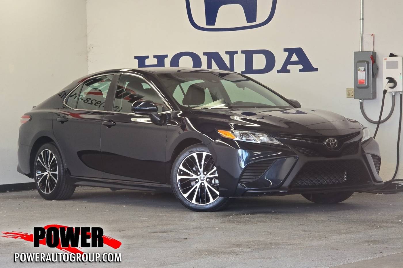 2018 Toyota Camry L — Sedan — 43,599 mi — Albany, OR
