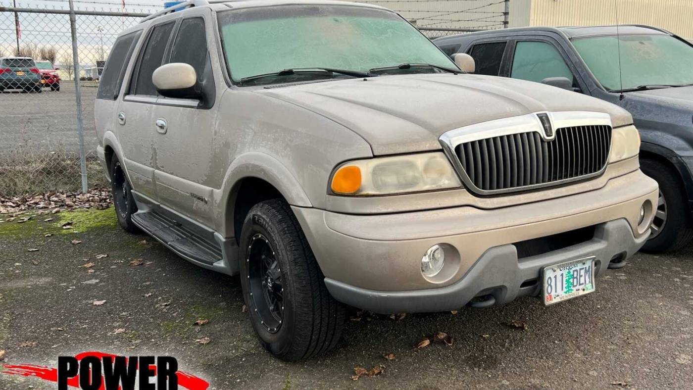 2001 Lincoln Navigator Standard — SUV — 164,260 mi — Albany, OR