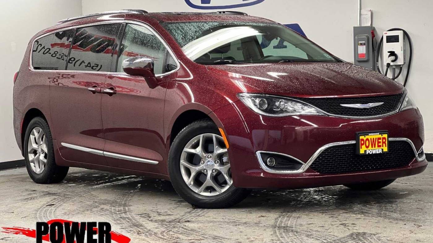 2018 Chrysler Pacifica Limited — Minivan — 61,045 mi — Albany, OR
