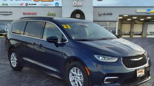 2022 Chrysler Pacifica Touring L — Minivan — 61,950 mi — Matteson, IL