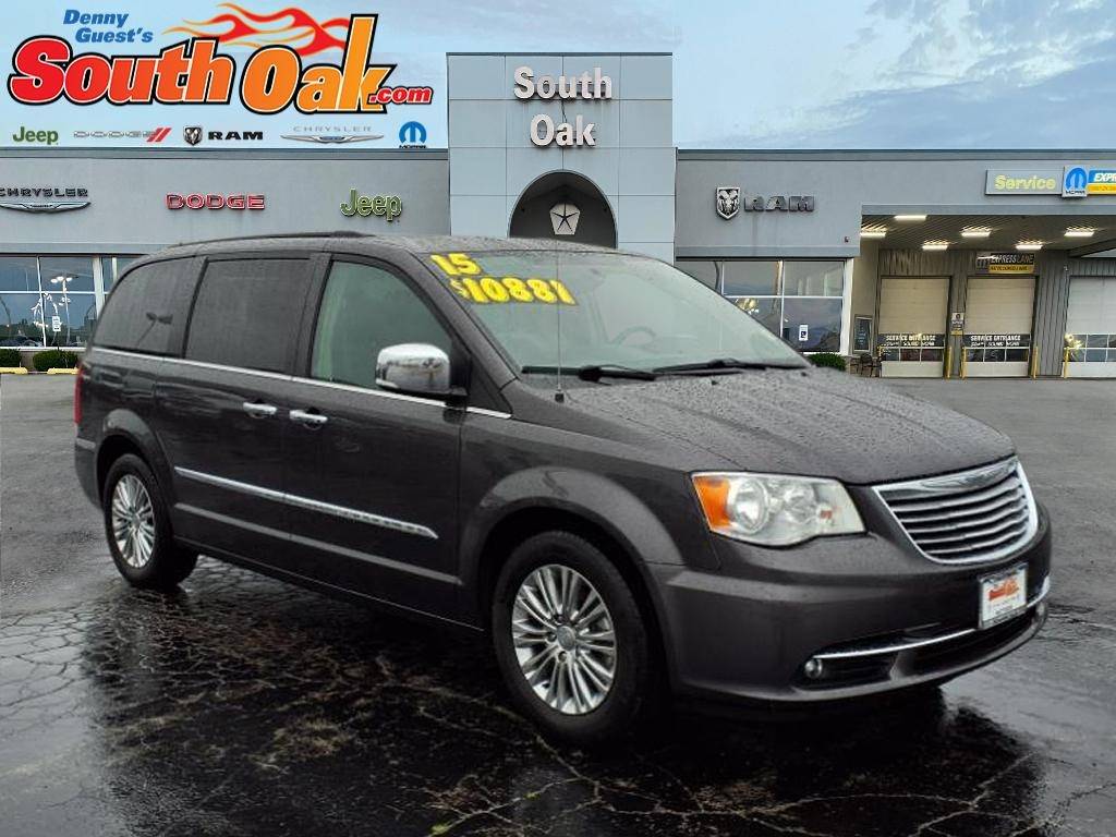 2015 Chrysler Town & Country Touring-L — Minivan — 117,956 mi — Matteson, IL