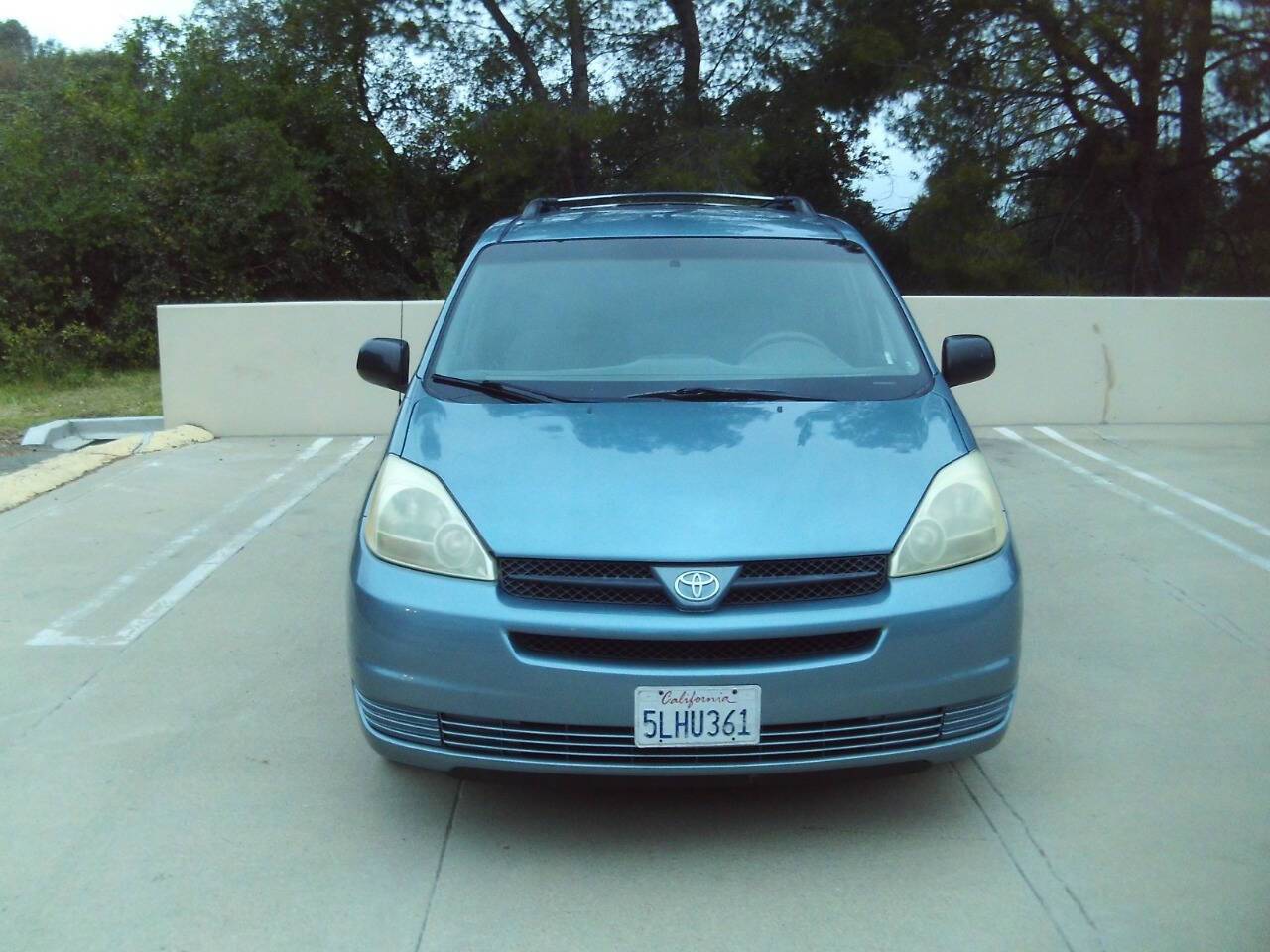 2005 Toyota Sienna LE — Minivan — 126,824 mi — Brea, CA