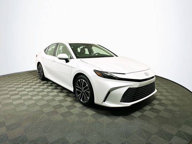 2025 Toyota Camry Hybrid XLE — Sedan — 7,810 mi — Memphis, TN