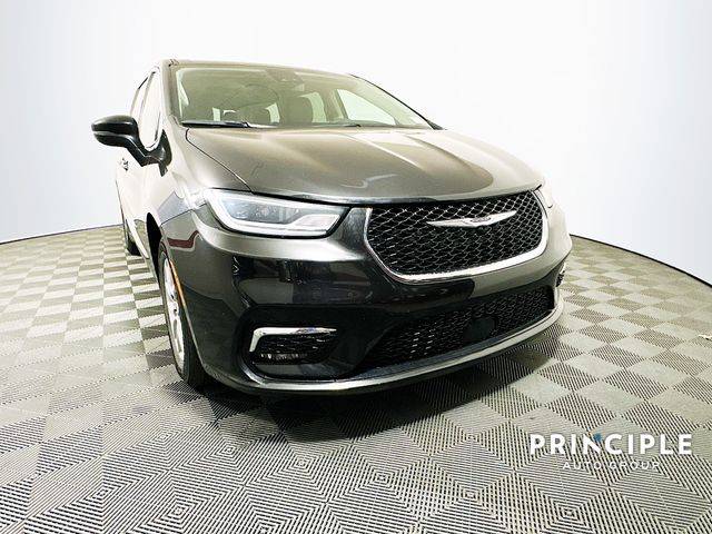 2023 Chrysler Pacifica Touring L — Minivan — 69,398 mi — Memphis, TN