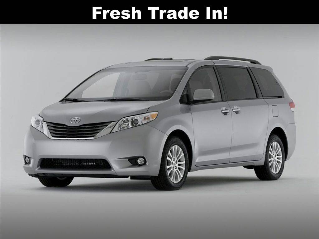 2013 Toyota Sienna LE — Minivan — 157,997 mi — Dickinson, TX