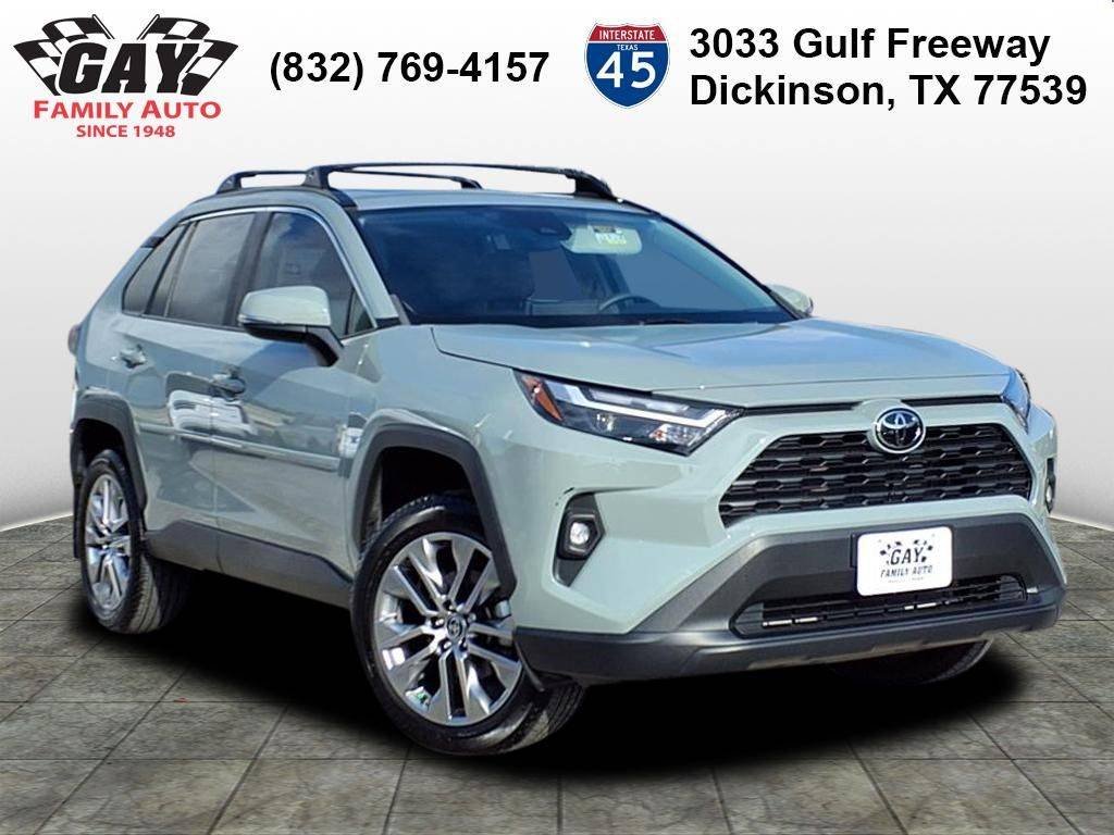 2023 Toyota RAV4 XLE Premium — SUV — 17,825 mi — Dickinson, TX