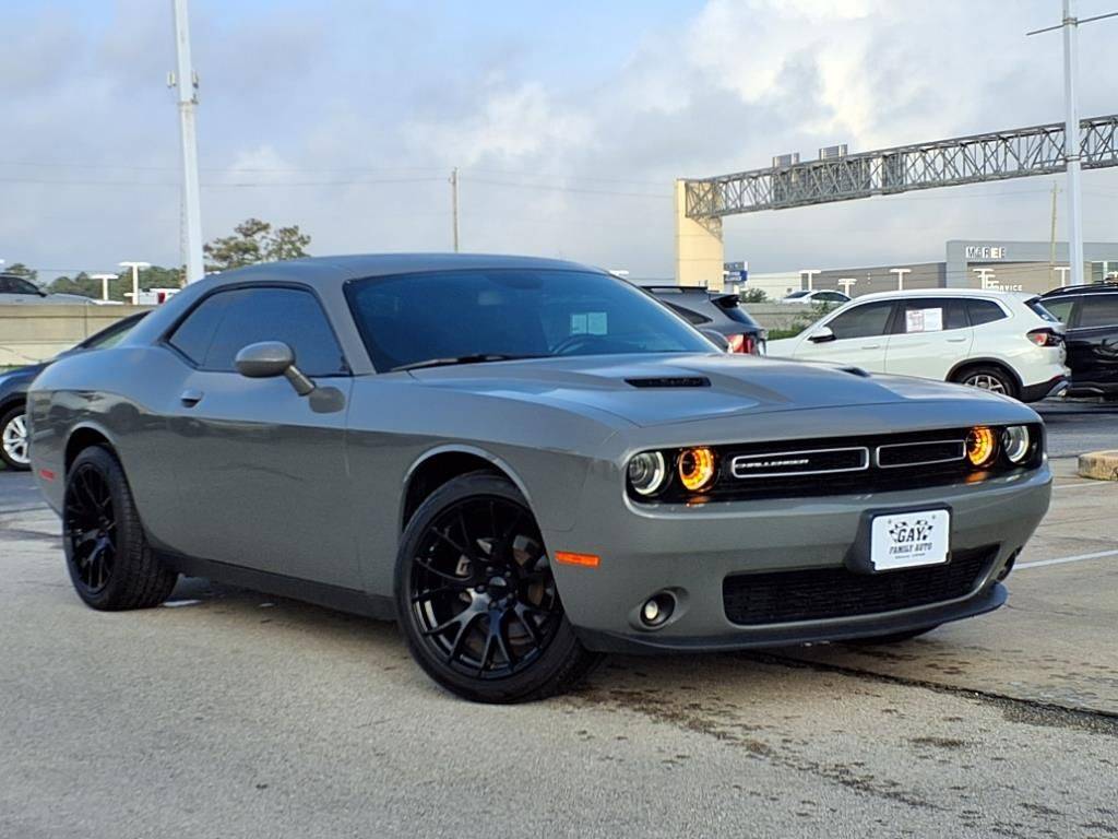 2019 Dodge Challenger SXT — Coupe — 46,295 mi — Dickinson, TX