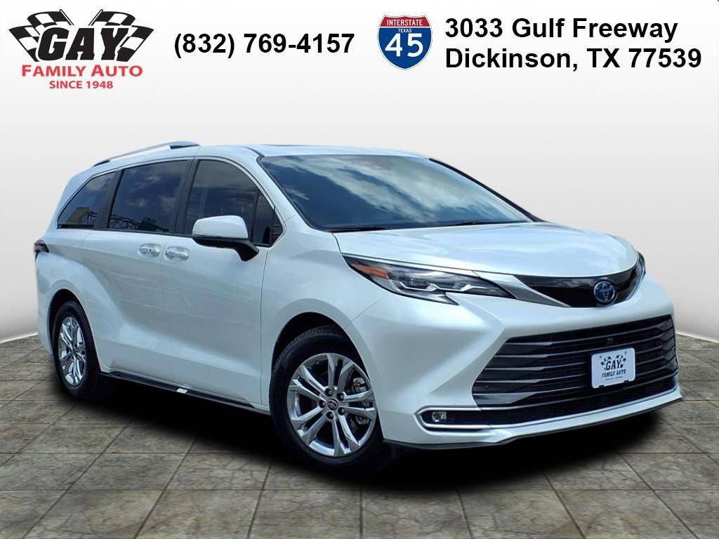 2022 Toyota Sienna Platinum — Minivan — 35,599 mi — Dickinson, TX