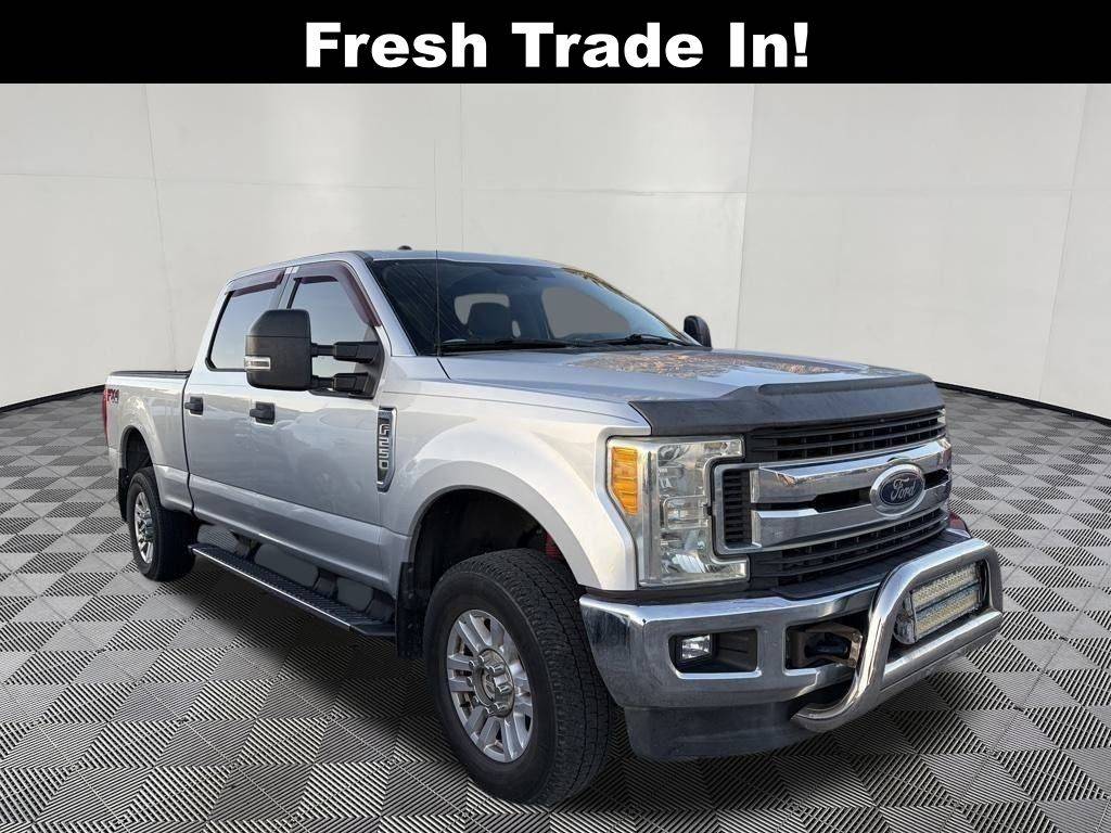 2017 Ford Super Duty F-250 XLT — Pickup Truck — 89,435 mi — Dickinson, TX