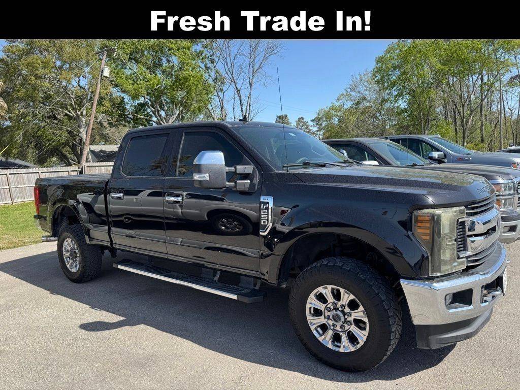 2019 Ford Super Duty F-250 XLT — Pickup Truck — 95,514 mi — Dickinson, TX