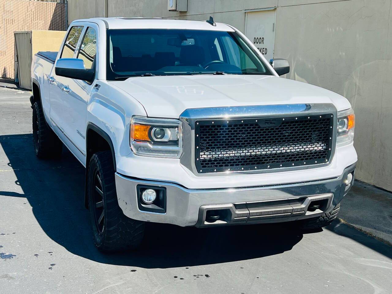 2015 GMC Sierra 1500 SLT — Pickup Truck — 147,298 mi — Rancho Cordova, CA